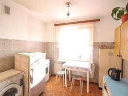 Продается 2-комнатная квартира Чеглецова ул, 49.2 м², 4400000 рублей