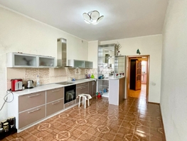 Продается 4-комнатная квартира гилева, 109.7 м², 12700000 рублей