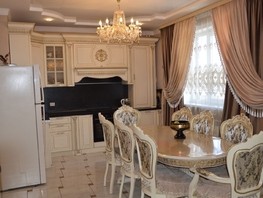 Продается Дом Сибирская ул, 210  м², участок 8 сот., 9990000 рублей