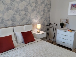 Снять трехкомнатную квартиру Чехова ул, 78  м&sup2;, 5500 рублей