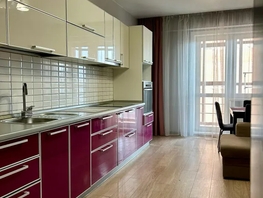Снять трехкомнатную квартиру Трилиссера ул, 67  м&sup2;, 3588 рублей