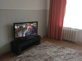 Снять двухкомнатную квартиру Кирова ул, 50  м&sup2;, 2500 рублей