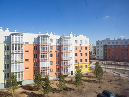 Продается 3-комнатная квартира Осенний б-р, 50  м², 6650000 рублей