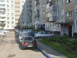 Продается 2-комнатная квартира Шахтеров  пр-кт, 45  м², 4500000 рублей