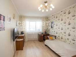 Продается 2-комнатная квартира Космическая ул, 53.8 м², 4500000 рублей