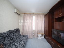Продается 1-комнатная квартира Строителей б-р, 16.5 м², 1700000 рублей