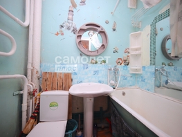 Продается 1-комнатная квартира Строителей б-р, 16.5 м², 1750000 рублей