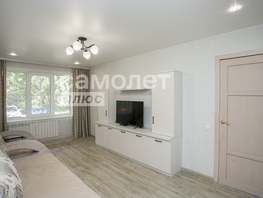Продается 2-комнатная квартира Строителей б-р, 47.9  м², 4650000 рублей