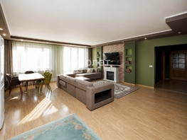 Продается 5-комнатная квартира Строителей б-р, 151  м&sup2;, 18900000 рублей