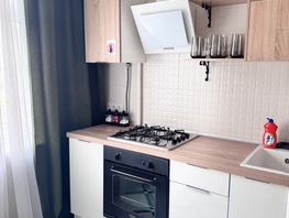 Снять двухкомнатную квартиру 50 лет Октября ул, 50  м&sup2;, 3360 рублей