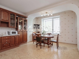 Продается 3-комнатная квартира Коммунистическая ул, 158 м², 19290000 рублей