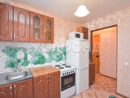 Продается 1-комнатная квартира Кристальная ул, 29 м², 3250000 рублей
