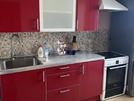 Снять трехкомнатную квартиру 25 лет Октября ул, 74 м², 43000 рублей