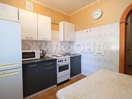 Продается 3-комнатная квартира Большевистская ул, 56 м², 5300000 рублей