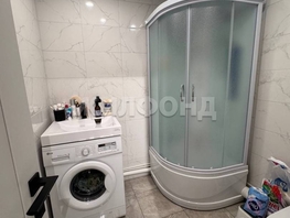 Продается 2-комнатная квартира Сибиряков-Гвардейцев ул, 45.2 м², 3500000 рублей