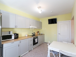 Продается 3-комнатная квартира 2-й микрорайон, 75.8  м&sup2;, 8700000 рублей