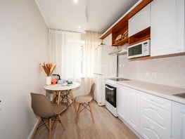 Продается 2-комнатная квартира Красный пр-кт, 42  м&sup2;, 7800000 рублей