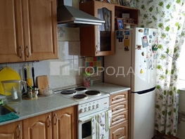 Продается 3-комнатная квартира В. Высоцкого ул, 66.2  м&sup2;, 6000000 рублей