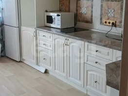 Продается 1-комнатная квартира Троллейная ул, 50  м&sup2;, 7700000 рублей