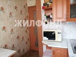 Продается 4-комнатная квартира Адриена Лежена ул, 60.6  м², 5495000 рублей