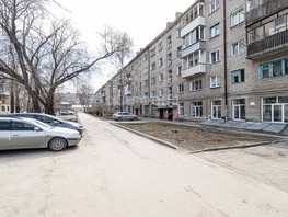 Продается 3-комнатная квартира Петухова ул, 55.4  м², 4850000 рублей