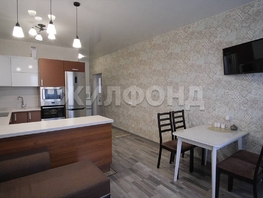 Продается 2-комнатная квартира Виктора Уса ул, 56.4 м², 5365000 рублей
