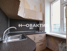 Продается 3-комнатная квартира Звездная ул, 38.4  м², 2500000 рублей