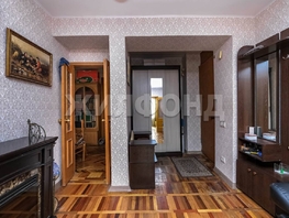 Продается 4-комнатная квартира Гоголя ул, 109.4 м², 17900000 рублей
