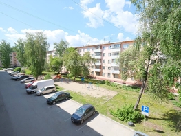 Продается 3-комнатная квартира Петухова ул, 48  м², 4800000 рублей