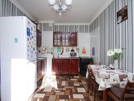 Продается 2-комнатная квартира Омская ул, 64.9  м², 7700000 рублей