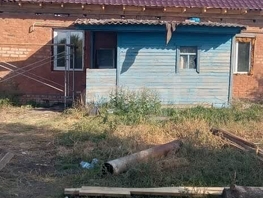 Продается Дом Херсонская ул, 82.9  м², участок 70 сот., 750000 рублей