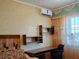 Продается 3-комнатная квартира Волгоградская ул, 64 м², 25000 рублей