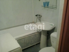 Продается 2-комнатная квартира Всеволода Иванова ул, 44 м², 28000 рублей