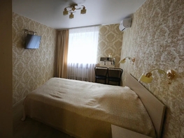 Снять трехкомнатную квартиру Декабристов ул, 60  м&sup2;, 3840 рублей