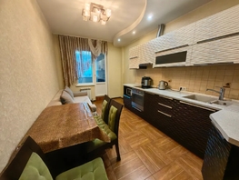 Снять двухкомнатную квартиру 70 лет Октября ул, 80  м&sup2;, 3950 рублей