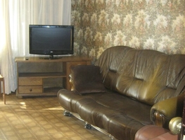Снять трехкомнатную квартиру Ленина пл, 65 м², 25000 рублей