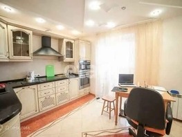 Продается 4-комнатная квартира Косарева ул, 151  м², 14800000 рублей