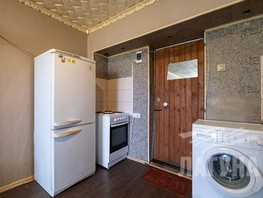 Продается 1-комнатная квартира Кирова пр-кт, 18  м², 1650000 рублей