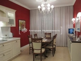 Дом, 295 м², 3 этажа, участок 500 сот.