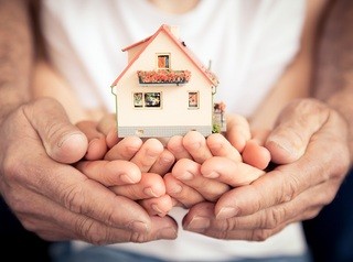 Использование материнского капитала на улучшение жилищных условий упрощают