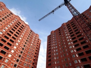 Восемь домов начали строить в Иркутской области в августе
