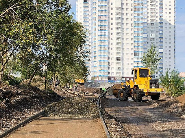 Благоустройство второй очереди Ярыгинской набережной ведется с опозданием