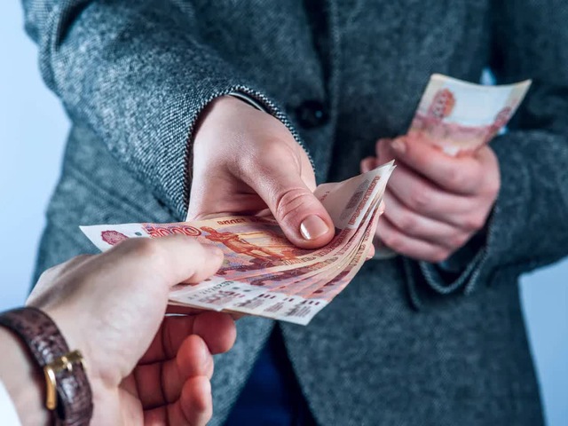 Помощь государства пострадавшим из-за эпидемии коронавируса компаниям может быть увеличена